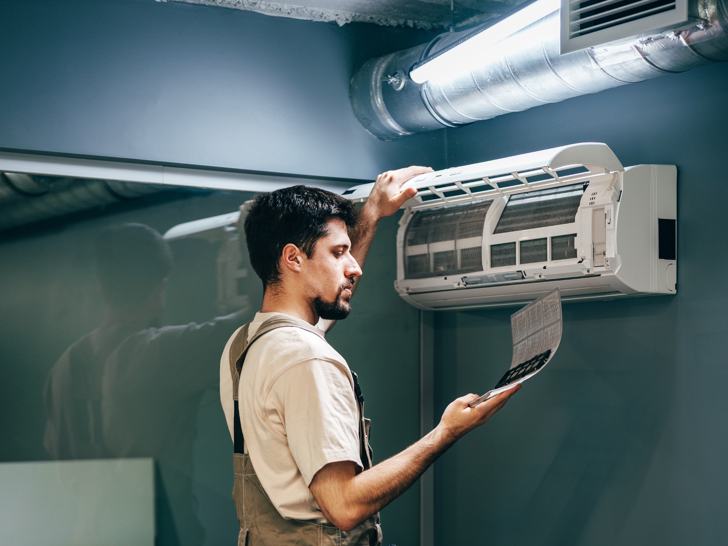 ¿Cómo dar servicio a tu aire acondicionado?